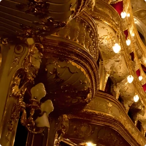 Опера: главное