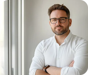 Директор по маркетингу