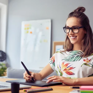 Дизайн + Графический дизайнер